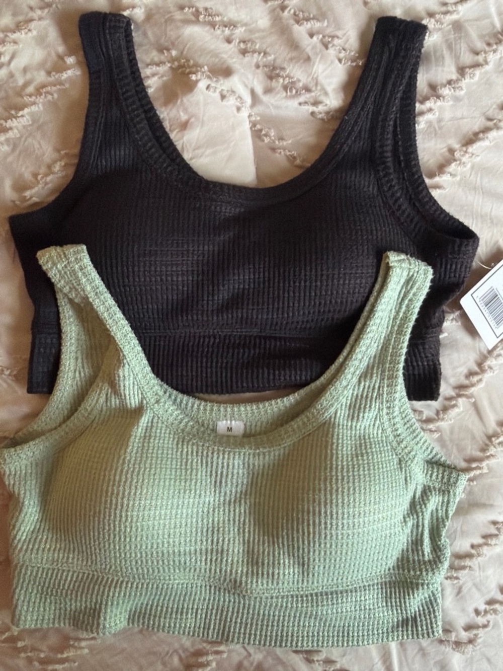 Women’s Ribbed Scoop Neck Tank Top - Black & Light Green